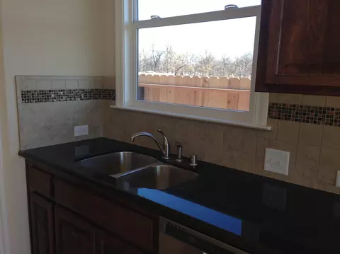 3873 Indian Wells Ln, Redding, CA 96002 photo 9