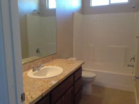 3873 Indian Wells Ln, Redding, CA 96002 photo 7