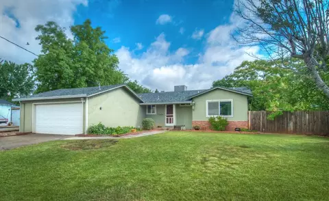 2354 Hawn Ave, Redding, CA 96002 photo 1