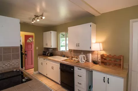 2354 Hawn Ave, Redding, CA 96002 photo 10