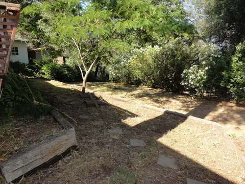 17800 Paradise Ln, Redding, CA 96003 photo 12