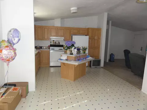 17800 Paradise Ln, Redding, CA 96003 photo 3