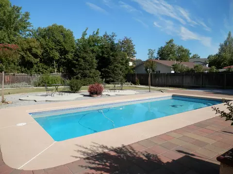 249 Tourmaline Way, Redding, CA 96003 photo 3