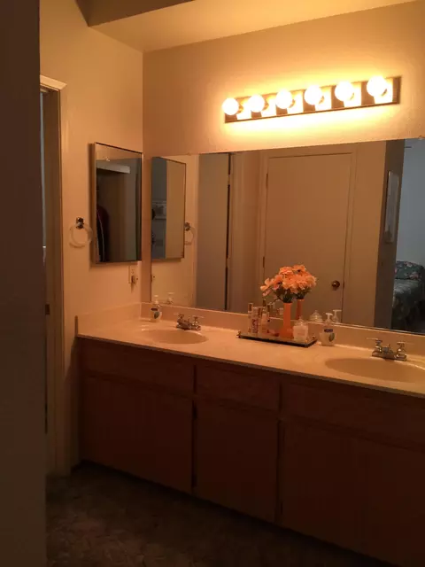 578 Hanland Ct, Redding, CA 96003 photo 19