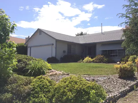 578 Hanland Ct, Redding, CA 96003 photo 1