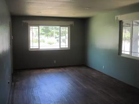 3910 Mercury Dr, Redding, CA 96002 photo 4