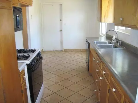 3910 Mercury Dr, Redding, CA 96002 photo 10