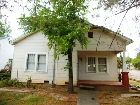 1206 Olive Ave, Redding, CA 96001 photo 1