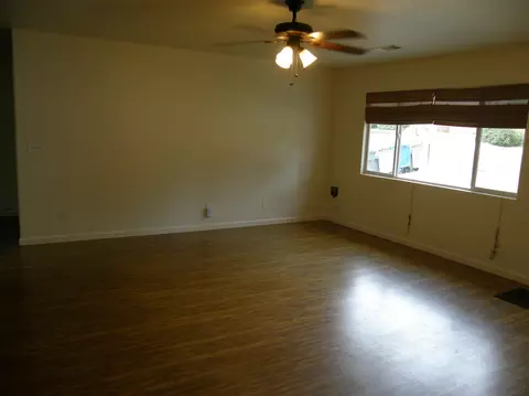 2066 Penn Dr, Redding, CA 96002 photo 11
