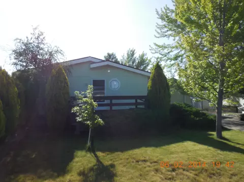 25741 Haney View Dr, Fall River Mills, CA 96028 photo 3