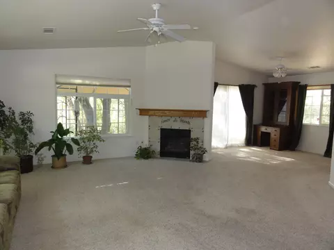 20040 Spyglass Ln, Redding, CA 96003 photo 11