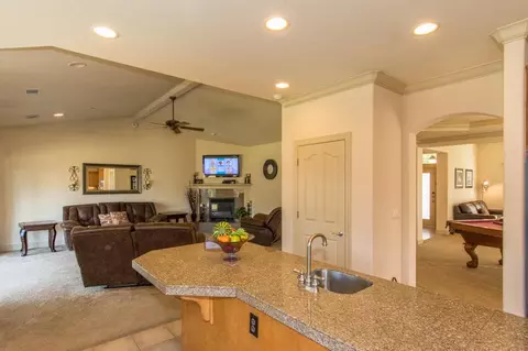 3202 Atletas Way, Redding, CA 96002 photo 14