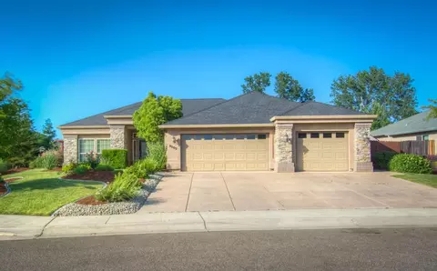 3202 Atletas Way, Redding, CA 96002 photo 6
