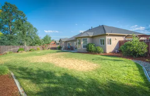 3202 Atletas Way, Redding, CA 96002 photo 36