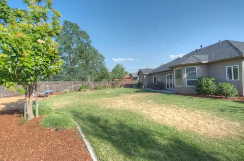 3202 Atletas Way, Redding, CA 96002 photo 39