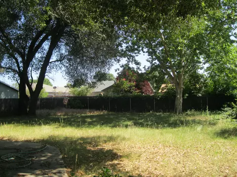 1075 De Moll Dr, Redding, CA 96002 photo 20