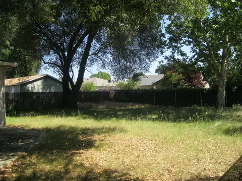1075 De Moll Dr, Redding, CA 96002 photo 19