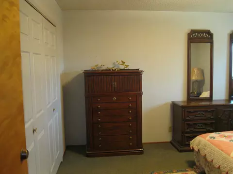 1075 De Moll Dr, Redding, CA 96002 photo 16