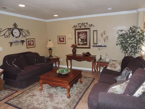 1280 Mistletoe Ln, Redding, CA 96002 photo 5