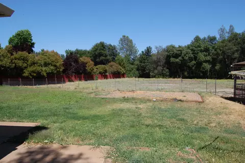 5245 Woodview Dr, Redding, CA 96002 photo 12