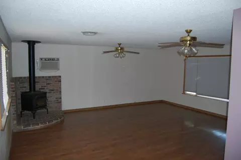 5245 Woodview Dr, Redding, CA 96002 photo 10