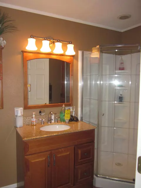 5551 Olive St, Anderson, CA 96007 photo 7