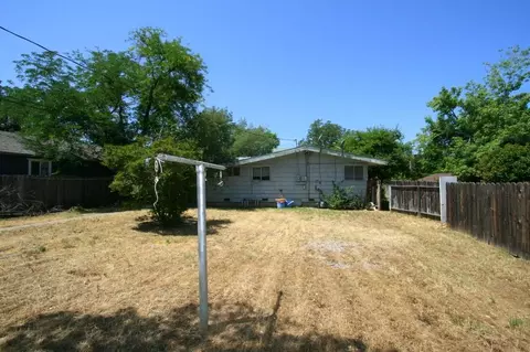 1317 Almond Ave, Redding, CA 96001 photo 16