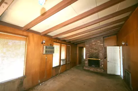 1317 Almond Ave, Redding, CA 96001 photo 3