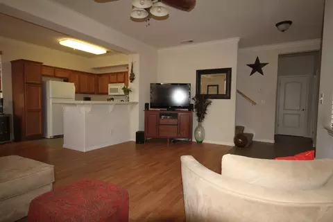 2161 Vienna Way, Redding, CA 96003 photo 4