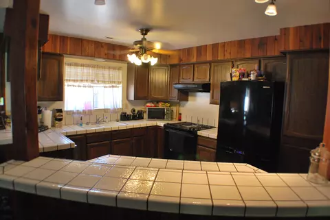 21037 Old Forty Four Dr, Redding, CA 96003 photo 7