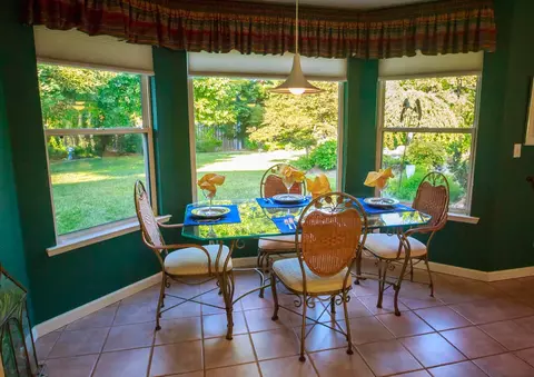 7073 Tucker Ln, Redding, CA 96002 photo 10
