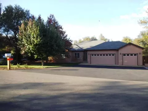 7372 Quiet Dr, Anderson, CA 96007 photo 1