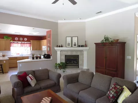 7372 Quiet Dr, Anderson, CA 96007 photo 5