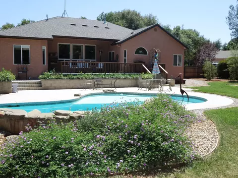 7372 Quiet Dr, Anderson, CA 96007 photo 3