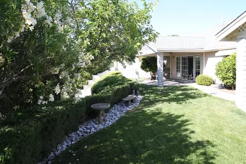 2280 Everest Dr, Redding, CA 96001 photo 8