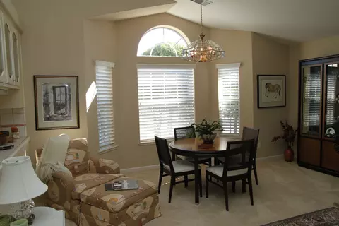 2280 Everest Dr, Redding, CA 96001 photo 3