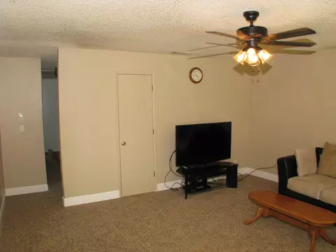 3601 Orion Way, Redding, CA 96002 photo 5
