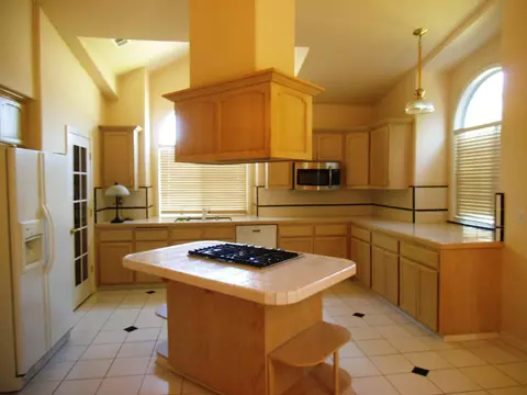 3435 Footbridge Ct, Redding, CA 96003 photo 4
