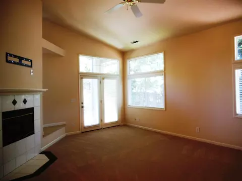 3435 Footbridge Ct, Redding, CA 96003 photo 2