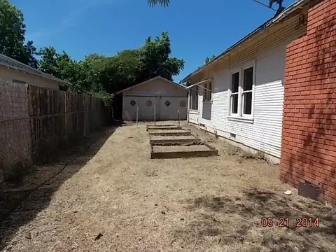 1066 West St, Redding, CA 96001 photo 2