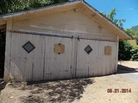 1066 West St, Redding, CA 96001 photo 4