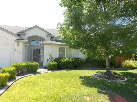 3093 Misty Glen Dr, Redding, CA 96001 photo 1
