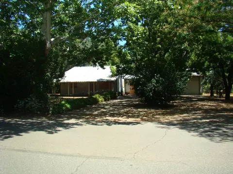 3121 Middleton Ln, Redding, CA 96002 photo 6