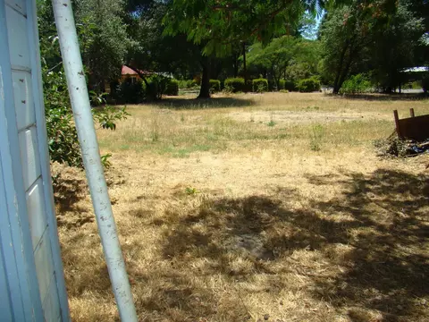 3121 Middleton Ln, Redding, CA 96002 photo 3