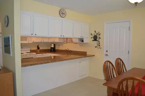 1842 Del Mar Ave, Redding, CA 96003 photo 12