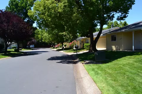 1842 Del Mar Ave, Redding, CA 96003 photo 40