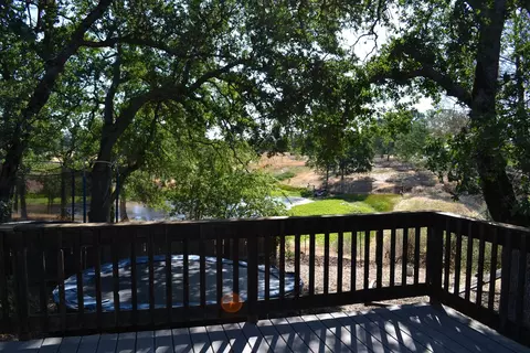 1873 Strauss Ln, Redding, CA 96003 photo 9