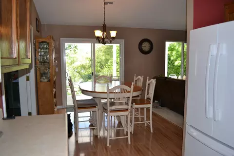 1873 Strauss Ln, Redding, CA 96003 photo 4