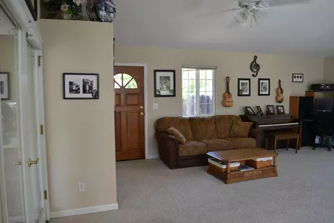 1873 Strauss Ln, Redding, CA 96003 photo 25