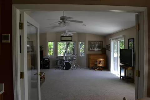1873 Strauss Ln, Redding, CA 96003 photo 22